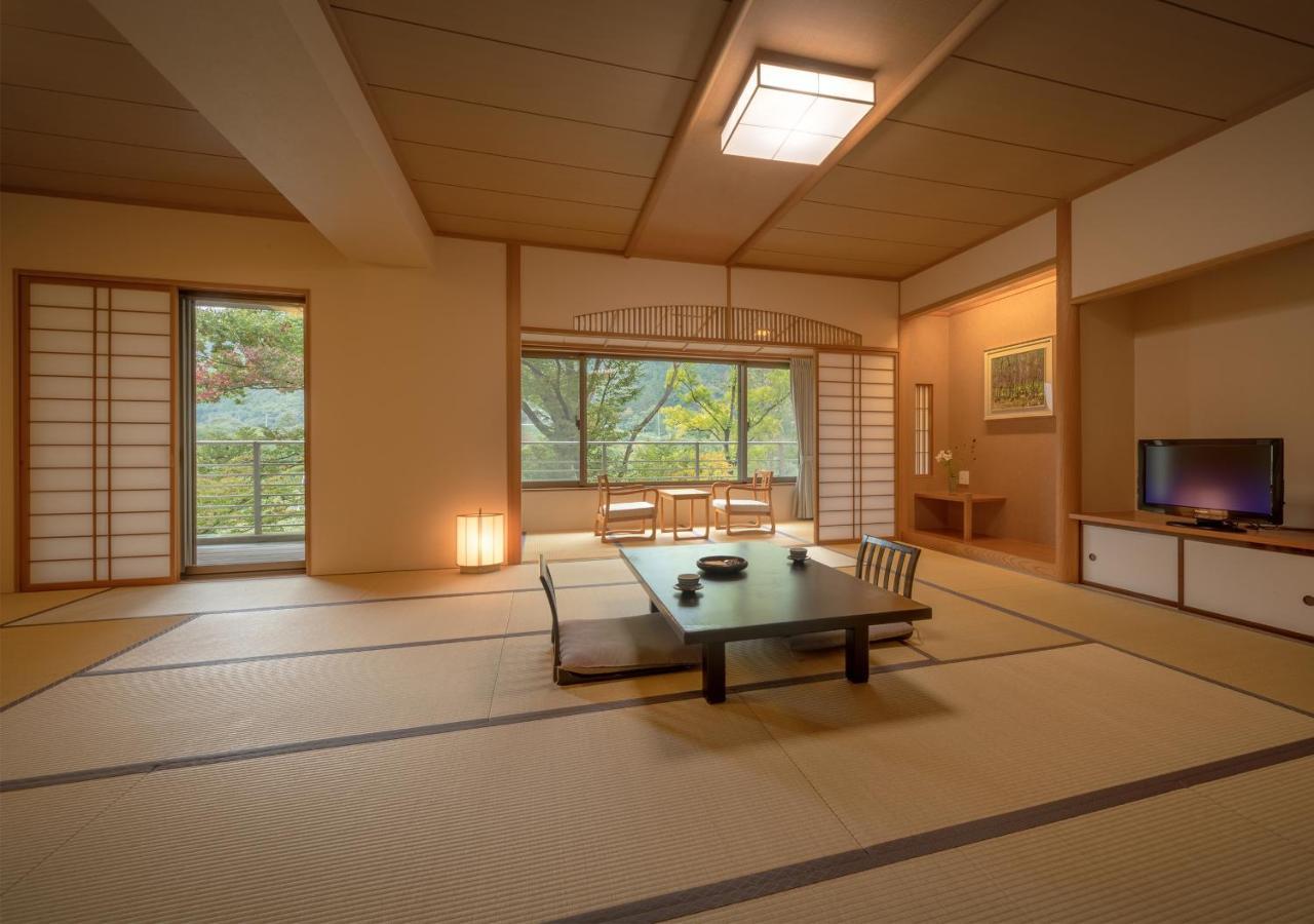 Iizaka Onsen Surikamitei Ohtori Hotel Fukushima  Luaran gambar